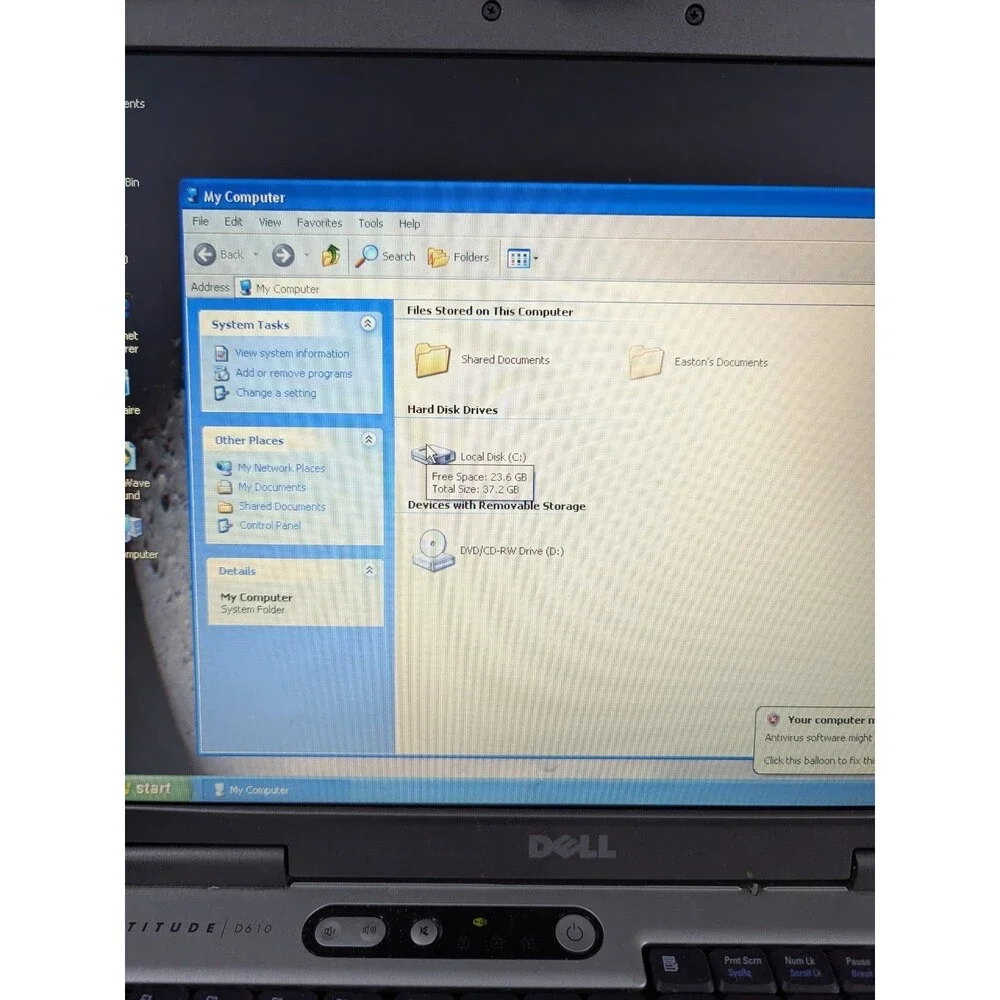 Dell Latitude D610 Laptop - Windows XP PRO - 1.73 GHz Intel, 1GB RAM w/ Charger